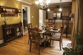 Biltmore Village Inn B&B