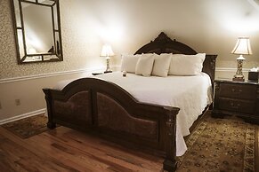 Biltmore Village Inn B&B