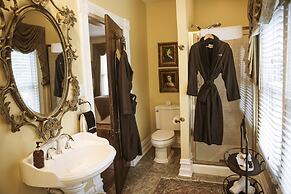 Biltmore Village Inn B&B