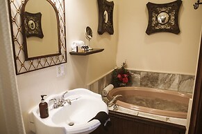 Biltmore Village Inn B&B