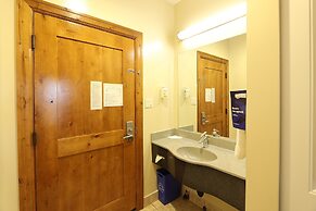 Days Inn by Wyndham Surrey