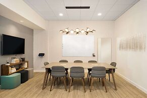 Sonesta Milwaukee West Wauwatosa