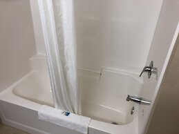 AmericInn by Wyndham Iron Mountain