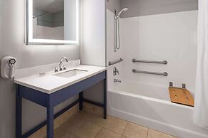 AmericInn by Wyndham Iron Mountain