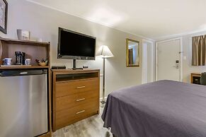 Econo Lodge Bellefonte I-99