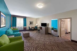 La Quinta Inn & Suites by Wyndham Midland North