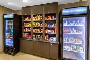 La Quinta Inn & Suites by Wyndham Midland North