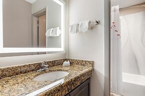 Red Roof Inn & Suites Newport News