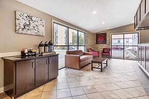 Red Roof Inn & Suites Newport News