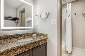 Red Roof Inn & Suites Newport News