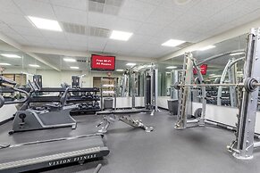 Red Roof Inn & Suites Newport News