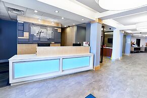 Holiday Inn Express Hotel & Suites Airport Dieppe, an IHG Hotel