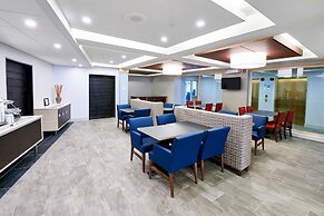 Holiday Inn Express Hotel & Suites Airport Dieppe by IHG