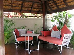 The Sunset Beach Resort & Spa Taling Ngam