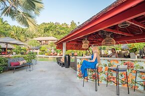 The Sunset Beach Resort & Spa Taling Ngam