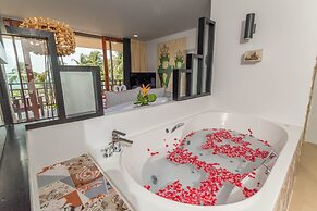 The Sunset Beach Resort & Spa Taling Ngam