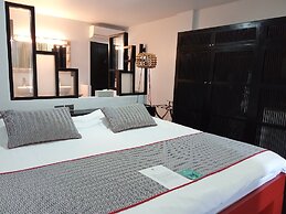 The Sunset Beach Resort & Spa Taling Ngam