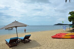 The Sunset Beach Resort & Spa Taling Ngam