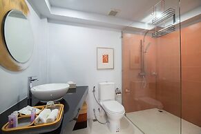 The Sunset Beach Resort & Spa Taling Ngam