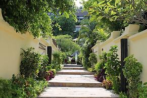 The Sunset Beach Resort & Spa Taling Ngam