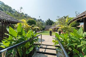 The Sunset Beach Resort & Spa Taling Ngam