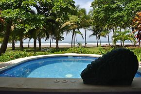 Alma Del Pacifico Beach Hotel & Spa