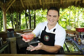 Alma Del Pacifico Beach Hotel & Spa