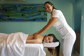 Alma Del Pacifico Beach Hotel & Spa