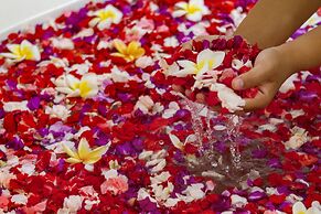 Bali Taman Beach Resort & Spa - Lovina