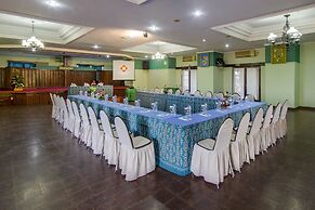 Bali Taman Beach Resort & Spa - Lovina