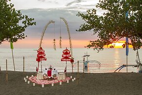 Bali Taman Beach Resort & Spa - Lovina