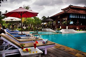 Bali Taman Beach Resort & Spa - Lovina