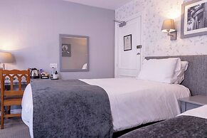 Cromwell Lodge Hotel by Greene King Inns