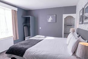 Cromwell Lodge Hotel by Greene King Inns