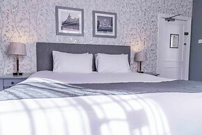 Cromwell Lodge Hotel by Greene King Inns