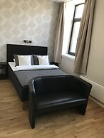 Moss Hotel & Apartments