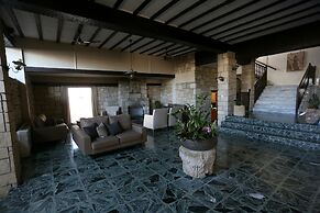 Dionysos Central Hotel