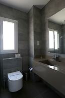 Dionysos Central Hotel