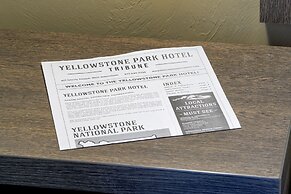 Yellowstone Park Hotel