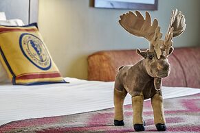 Yellowstone Park Hotel