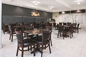 La Quinta Inn & Suites by Wyndham Mercedes