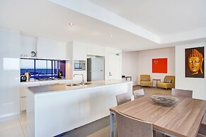 Mantra Circle on Cavill