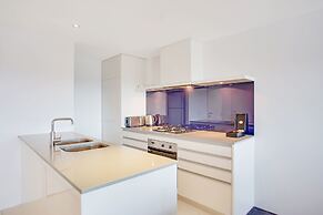 Mantra Circle on Cavill