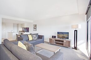 Mantra Circle on Cavill