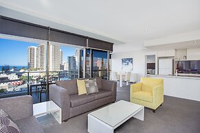 Mantra Circle on Cavill