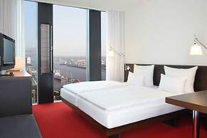 Empire Riverside Hotel