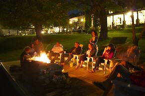 Sir Sam's Inn & Waterspa - Adults Only