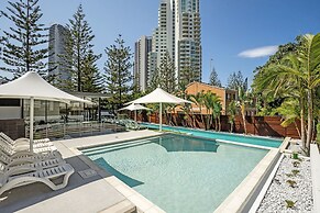 Ultra Broadbeach