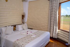 Salt Lick Safari Lodge