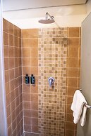 Salt Lick Safari Lodge